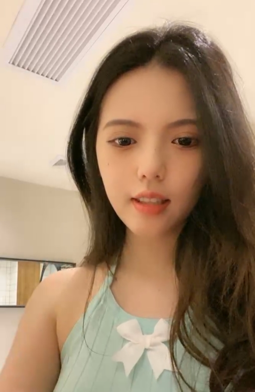 推特小辰吾妮私拍5v超值珍藏6.9G清纯学妹