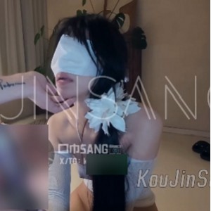 口巾SANG推特别墅偷录艺术生美腿86分钟906MB丰腴绝品