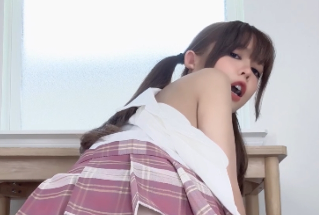 推特佳仁黑丝护士合集96部190G优质珍藏