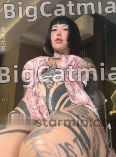 尤美高乔自嗨道具秀123MB大罩杯胖臀合集