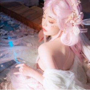 微博优质网红爆机少女（喵小吉）9月最新出炉的4套合集