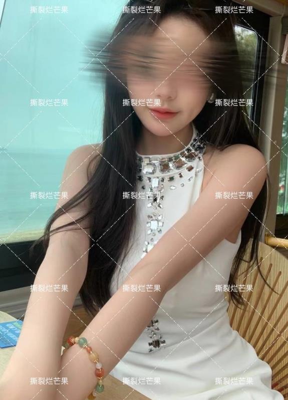 高价福利视频合集Mang520515Mang约会大神2.73G太撩人了