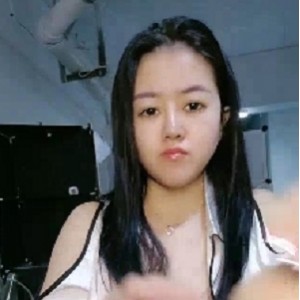 网盘妖娆少妇玩具私拍1V648M这气质绝了