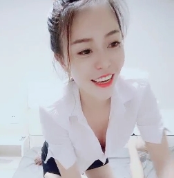 美女师傅抓龙筋1V325MB技术超群花样多